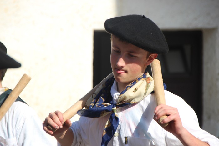 Talai dantzariak herrian zehar  - 35