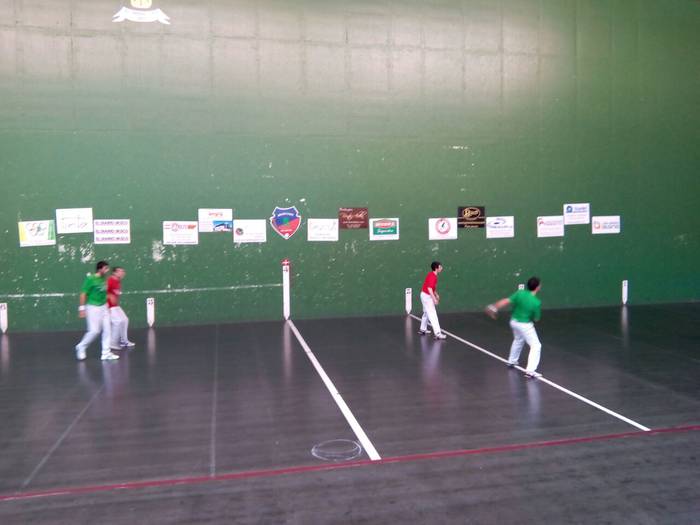 Gaur eta etzi, biharko izarren partidak