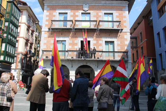 «Errepublika da etorkizuna»