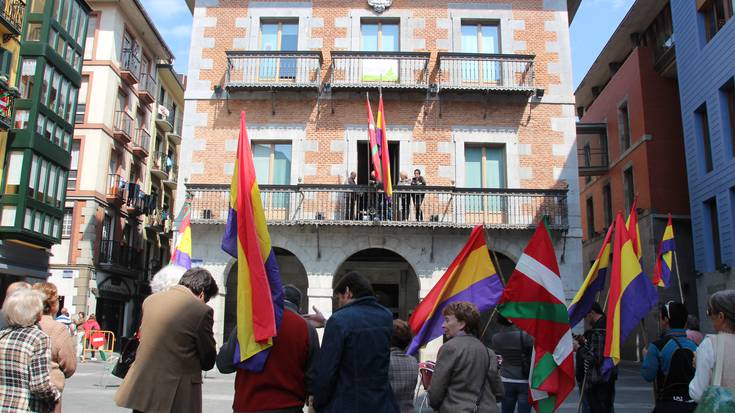 «Errepublika da etorkizuna»