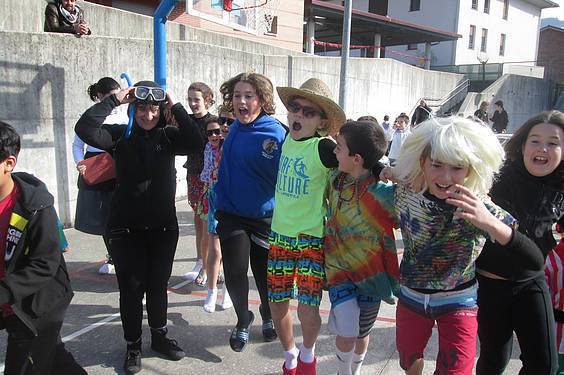 Eskolak, Ostegun Gizena, Inauteriak 2015 6 1423757555057