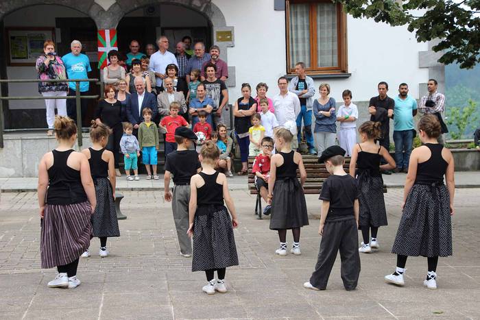 Senidetze eguna, urrats bat gehiago  6 1433694817347