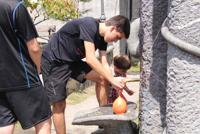 Larraulen hamaiketakoa eta ume jolasak 18 1438609684232