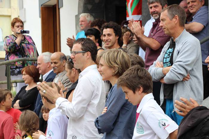 Senidetze eguna, urrats bat gehiago  11 1433694844008