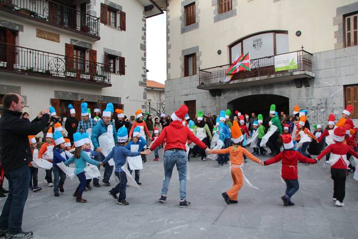 Eskolak argazki galeria 14 1423852788198