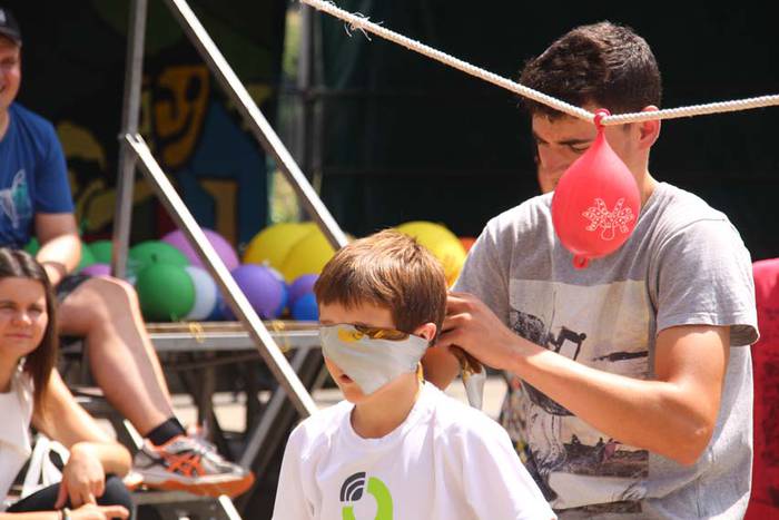 Larraulen hamaiketakoa eta ume jolasak 24 1438609686126