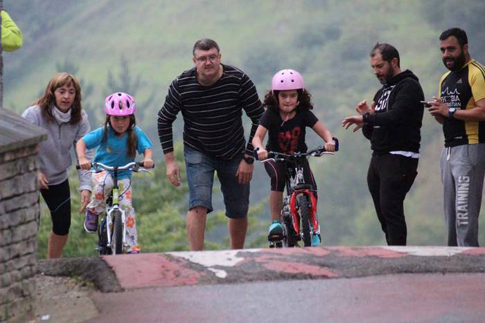 alkizako jaiak 2015 txirrindulari lasterketa 10 1442059290916