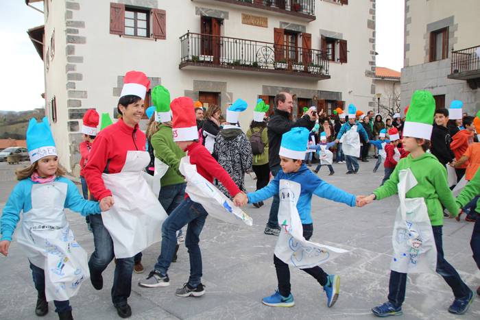 Eskolak argazki galeria 15 1423852789707