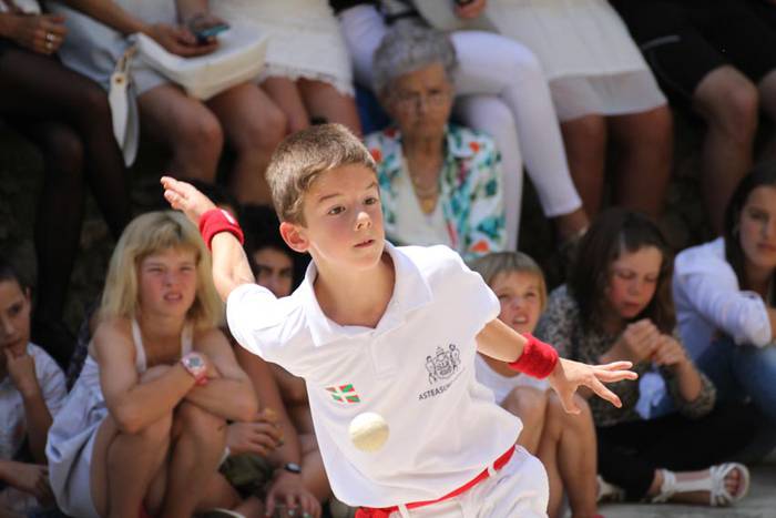 asteasu sanpedro jaiak 2015 pilota 7 1435584522495