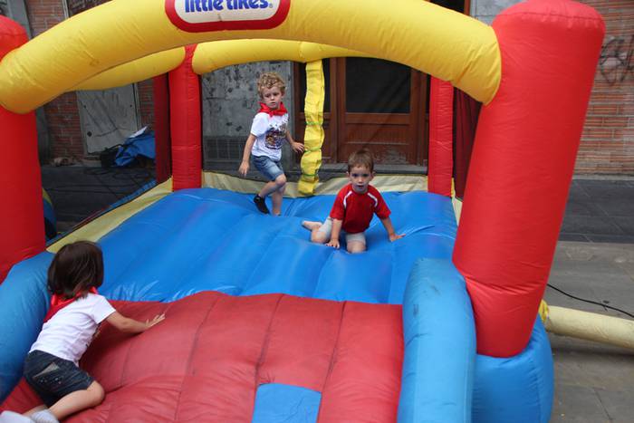 San Fermin Txiki festa Tolosan 2015 20 1436617907455