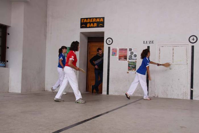 Ama Birjin eguna Goiatzen 28 1439641921600