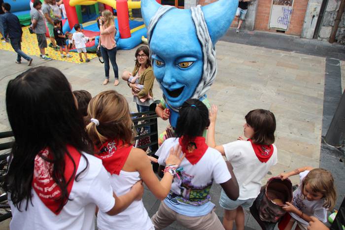 San Fermin Txiki festa Tolosan 2015 22 1436617910510