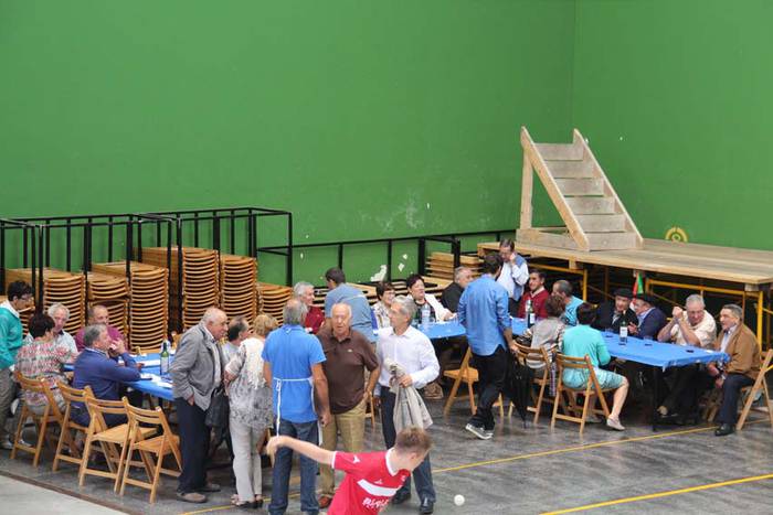 Andra Mari eguna Albizturren 1 1439642369237