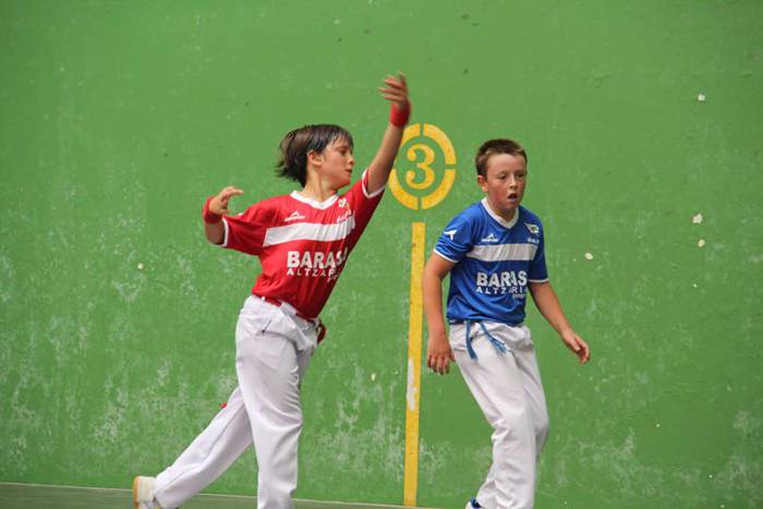 Andra Mari eguna Albizturren 4 1439642370290