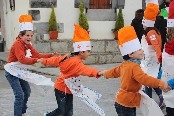 Eskolak argazki galeria 20 1423852795996