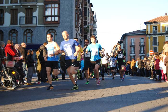 Korrikalariak kroseko une batean