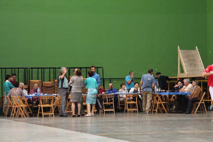 Andra Mari eguna Albizturren 10 1439642372065