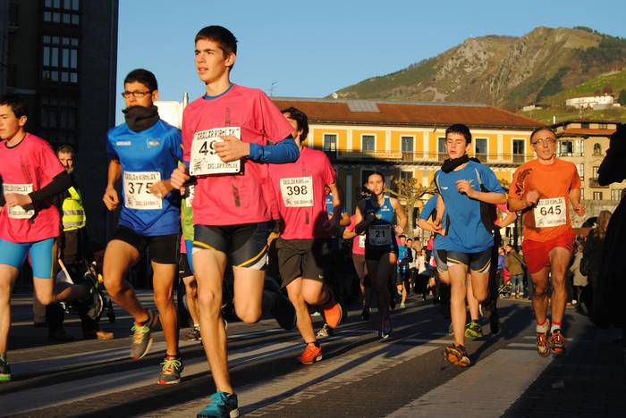 Korrikalariak kroseko une batean