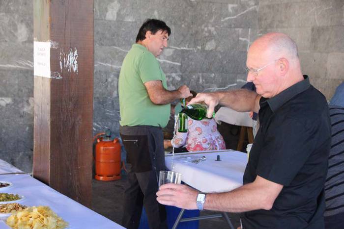 Ikaztegietako txakolin dastaketa 6 1439202962919