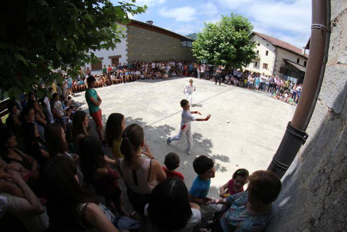 asteasu sanpedro jaiak 2015 pilota 14 1435584531168