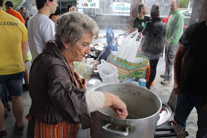 Ikaztegietako txupinazua 21 1439031856879