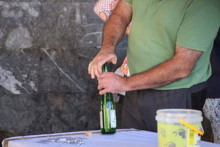 Ikaztegietako txakolin dastaketa 12 1439202964685