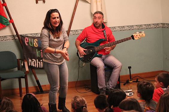 Euskararen eguna 2014 3 1 1417630474170