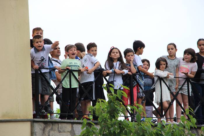 Buruhandiekin eta erraldoiekin aztoratuta 2 1433697559673