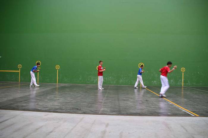 Andra Mari eguna Albizturren 24 1439642376181