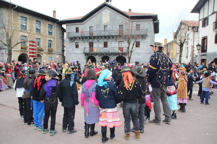 Eskolak argazki galeria 23 1423852799912