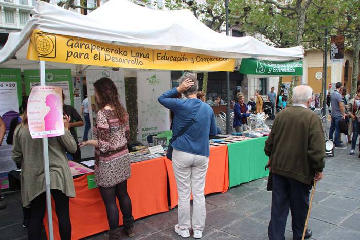 Gipuzkoako boluntariotza elkarteen azoka 14 1442061231704