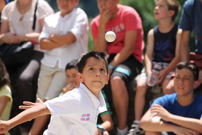 asteasu sanpedro jaiak 2015 pilota 22 1435584542114