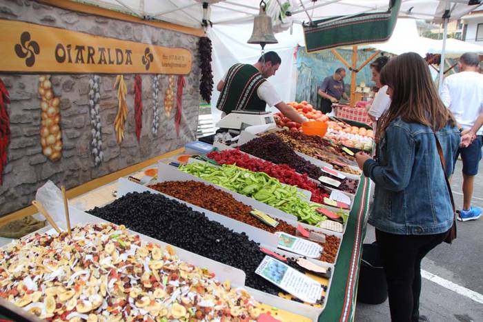 Azoka berezia Villabona 2015 6 1442062855272