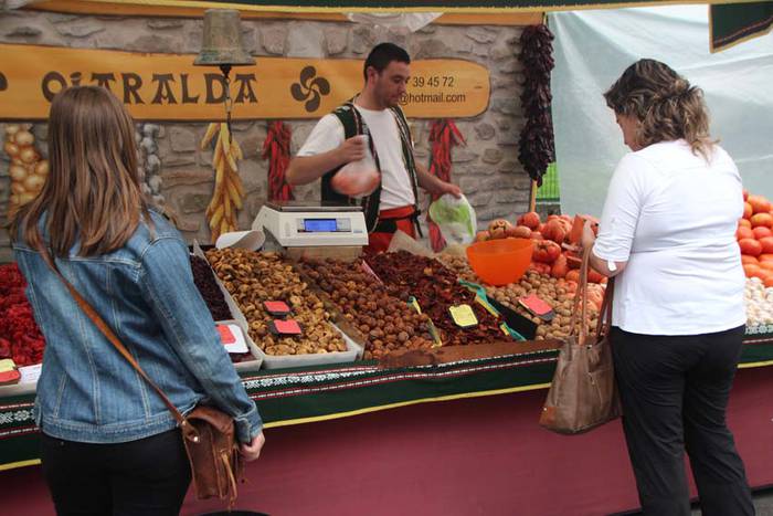 Azoka berezia Villabona 2015 7 1442062855610