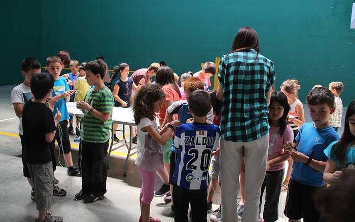 Lizartzako Eskolaren Astea 2015 10 1431351725491