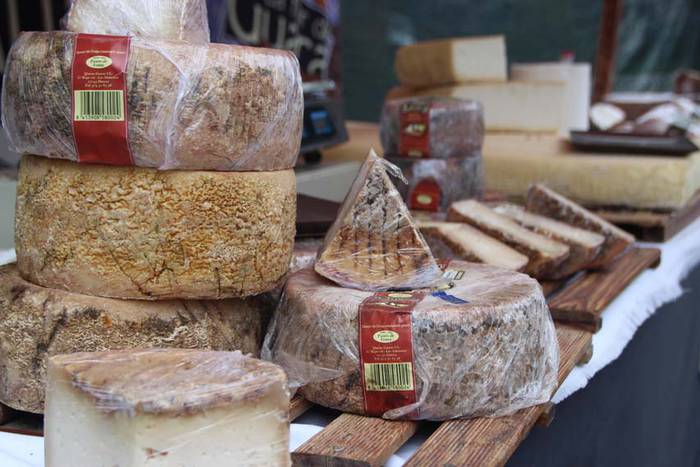 Azoka berezia Villabona 2015 9 1442062856300