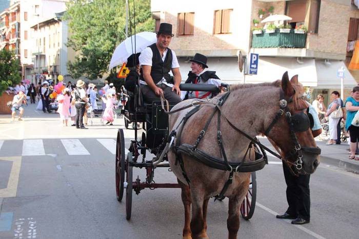 Inude eta artzaien konpartsa 2015 1 1438007536175