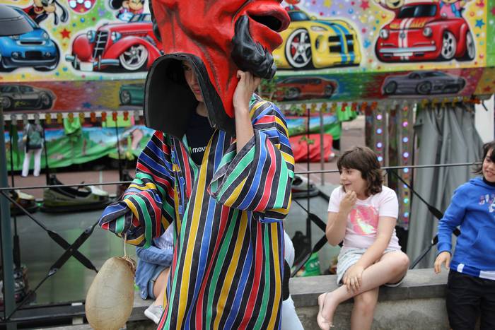 Buruhandiekin eta erraldoiekin aztoratuta 22 1433697683667