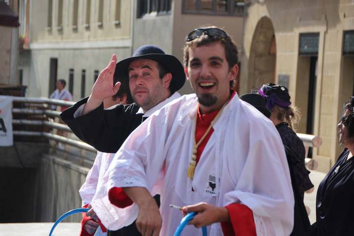 Inude eta artzaien konpartsa 2015 3 1438007539430