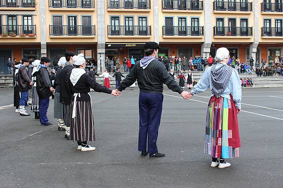 anoeta dantza soko eguna 2015 23 1423326069894