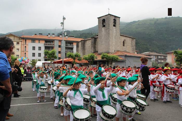 anoetako festak txupinazoa 2015 30 1433357498135