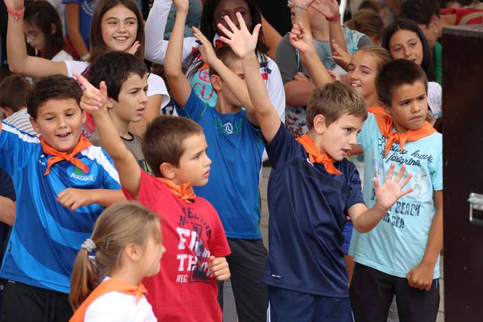 Zizurkilgo jaiak 2015 jokulandia elbarrena 2 22 1441366508255