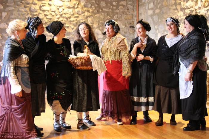 emakumeen eguna 2015 16 1425913743812