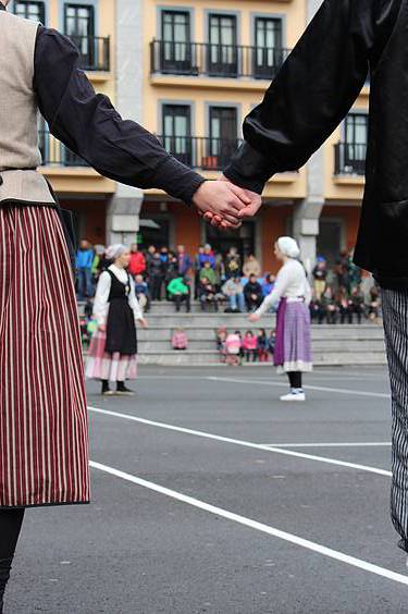 dantza soka eguna 20152 8 1423326173608