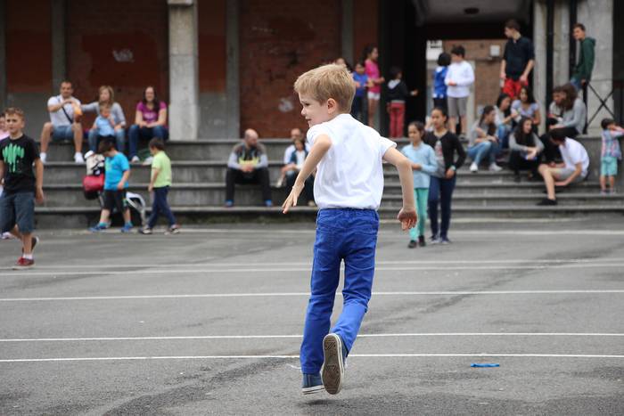 Buruhandiekin eta erraldoiekin aztoratuta 33 1433697752413