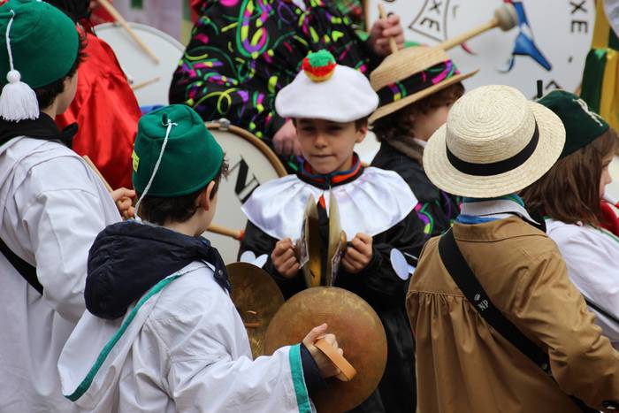 txaranga topaketa kabila 2015 3 8 1424689119207