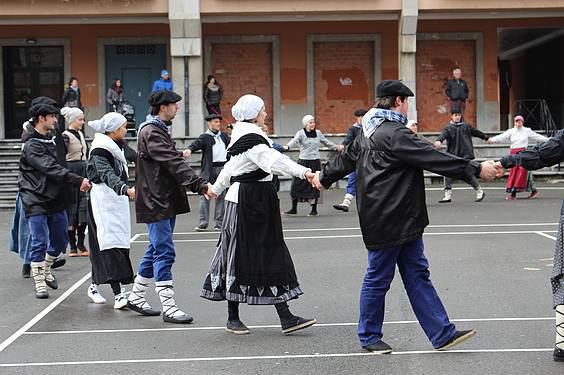 dantza soka eguna 20152 17 1423326179126