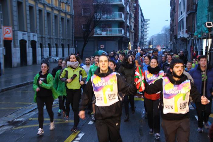 19. Korrika, furgonetatik 15 1426939510529