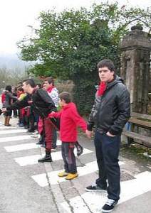 "Denon hondarrarekin sekulako hondartza" egin daitekeela aldarrikatu dute Laskoraingo ikasleek