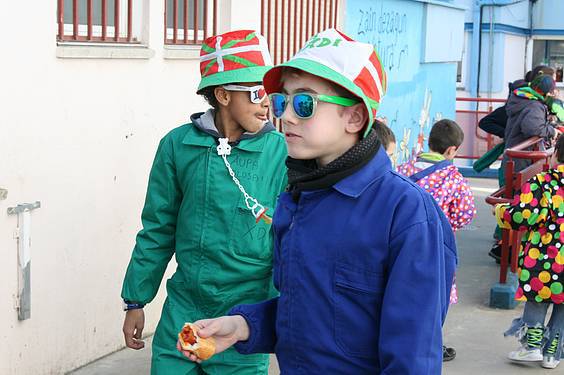 Eskolak, Inauteriak 2015, Ostegun Gizena 3 1423741061770